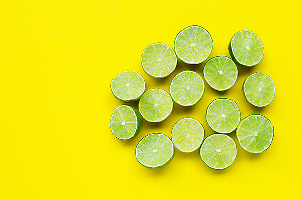 포토 JPG 해외이미지 단면 사람없음 라임 노란배경 카피스페이스 해외포토 백그라운드 과일 노란색 공백 파일형식 이미지허브