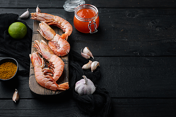 포토 JPG 해외이미지 재료 검은배경 새우 마늘 사람없음 세트 전통음식 소스 꼬리 날것 라임 점심식사 나무도마 스페인요리 파에야 카피스페이스 해외포토 전통 음식 백그라운드 채소 과일 도마 서양음식 갑각류 목재 검은색 식사 공백 양념 스페인 파일형식 이미지허브