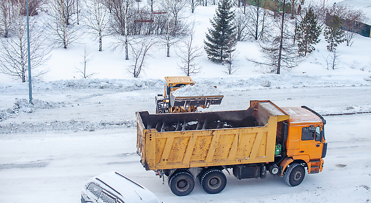 포토 JPG 해외이미지 도로 겨울 자동차 거리 사람없음 야외 장비 청소 눈치우기 제설 제설기 폭설 해외포토 계절 길 육상교통 교통시설 눈_날씨 자연재해 치우기 파일형식 이미지허브