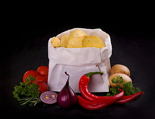 포토 JPG 해외이미지 토마토 고추 감자 파슬리 사람없음 종이봉투 가득함 감자칩 샬롯 해외포토 채소 양파 봉투 과자 칩_음식 파일형식 이미지허브