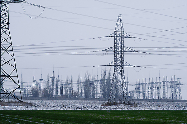 포토 JPG 해외이미지 식물 실루엣 유럽 산업 선 사람없음 파란색 일출 탑 힘 발전기 에너지 네트워크 역 위험 시설 순환 전염 철사 볼트 시스템 봉 철탑 엔진 공학 변압기 분배 우크라이나 전압 철강 힘찬 공급 해외포토 건축물 교육 나라 컬러 컨셉 교통시설 모션 촬영기법 노을 발전소 공구 질병 감염 파일형식 이미지허브
