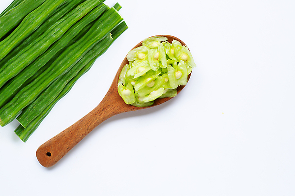 포토 JPG 해외이미지 백그라운드 사람없음 신선 흰배경 유기농 나무숟가락 카피스페이스 모링가 해외포토 웰빙 씨앗 숟가락 공백 흰색 파일형식 슈퍼푸드 이미지허브