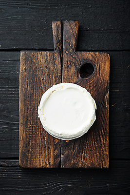 포토 JPG 해외이미지 접시 치즈 사람없음 나무도마 리코타치즈 해외포토 식기 유제품 도마 목재 파일형식 이미지허브