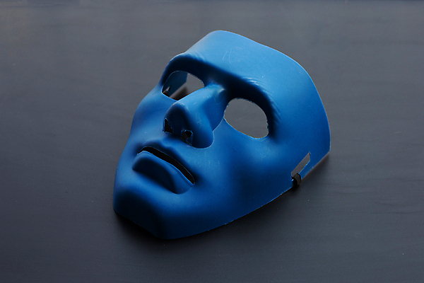 포토 JPG 해외이미지 회색배경 실내 가면 사람없음 파란색 한개 오브젝트 해외포토 1 컬러 백그라운드 내부 회색 파일형식 이미지허브