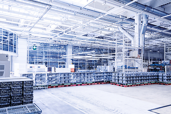 포토 JPG 해외이미지 식물 산업 공장 자동차 새로움 선반 프레임 실내 사람없음 내부 상점 금속 기계 장비 과학기술 제조 상품 주식 가득함 묘사 창고 수납 무거움 분배 철강 공급 많음 해외포토 육상교통 가구 컨셉 공업 재질 기술 금융 무게 파일형식 이미지허브