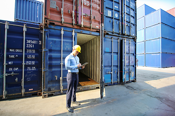 포토 JPG 해외이미지 직업 산업 아시아 비즈니스 교통시설 노동자 한명 안전 사람 동양인 경제 상자 쌓기 항구 화물 최고 업무 작업 엔지니어 감독 컨테이너 창고 경영자 상업 수납 짐차 포트 지게차 물류 경영 로딩 수입 제어 터미널 해외포토 1 나라 교통 모션 자동차 인종 운송업 중장비 기술자 시설 리더 파일형식 이미지허브