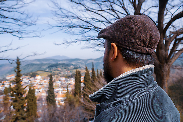 포토 JPG 해외이미지 백인 구름 1 라이프스타일 응시 남자 행복 여행 배낭 자연 하늘 휴가 산 함께함 한명 서기 미소 사람 풍경 성인 야외 가로 여행객 환경 트래킹 하이킹 자유 흰색 시골 내추럴 하이커 카피스페이스 해외포토 자연요소 서양인 시선 감정 컬러 컨셉 가방 모션 레저 표정 생활 공백 생태계 파일형식 이미지허브
