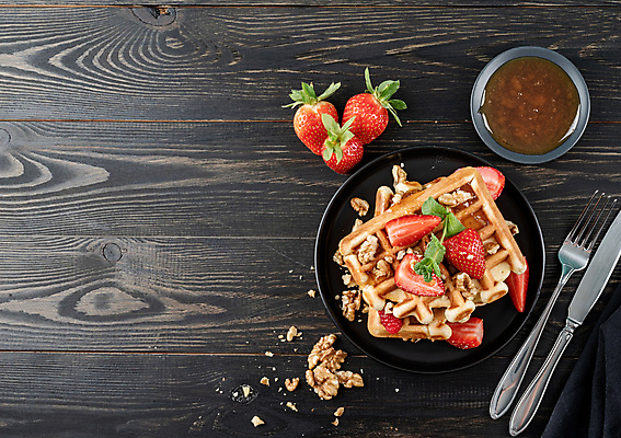 포토 JPG 해외이미지 포크 딸기 디저트 사람없음 견과류 나이프 꿀 와플 해외포토 식기 음식 과일 칼 파일형식 이미지허브