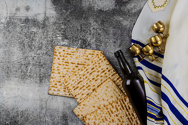 포토 JPG 해외이미지 접시 디자인 종교 음료 빵 휴가 기념 사람없음 와인 축제 식사 축하 유대인 유월절 유태교 이스라엘 해외포토 식기 음식 컨셉 주류 서아시아 파일형식 이미지허브