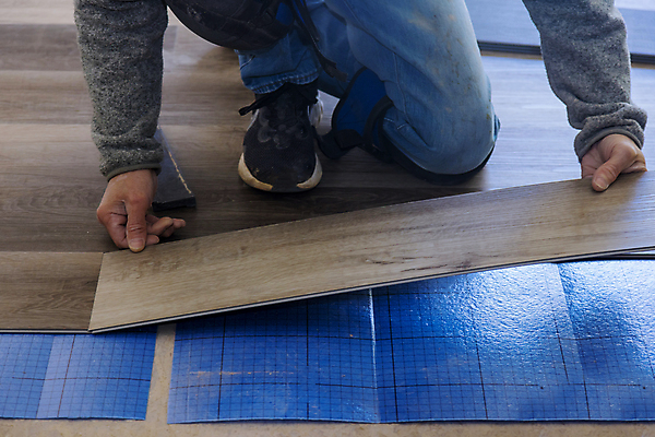 포토 JPG 해외이미지 조각 패턴 표면 바닥 주택 사람없음 내부 목재 쌓기 방 도구 업무 수리 널 자르기 나무바닥 목공예 방수 설치 수목 업그레이드 재주꾼 합판 파케트 해외포토 나무 무늬 재료 모션 건물 작업 공예 파일형식 이미지허브