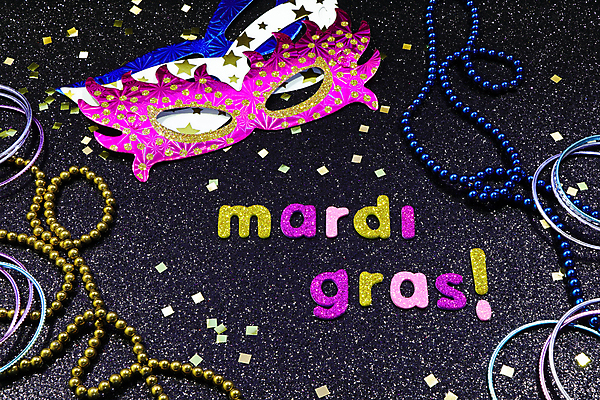 포토 JPG 해외이미지 디자인 계절 행복 얼굴 분홍색 백그라운드 컨셉 목걸이 공 추상 휴가 거리 가면 마스크 이벤트 사람없음 장식 가로 파란색 컬러풀 파티 검은색 사진촬영 축제 축하 황금 보석 구슬 레이아웃 꽃가루 가면무도회 남아프리카 화요일 카피스페이스 해외포토 감정 컬러 무늬 장신구 아프리카 신체부위 촬영 공백 광석 가루 요일 무도회 파일형식 이미지허브