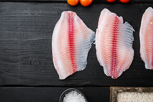 포토 JPG 해외이미지 접시 음식 분홍색 재료 방울토마토 밥 건강 어류 요리 사람없음 식사 공백 흰색 신선 해산물 준비 유기농 날것 내추럴 점심식사 생식 틸라피아 카피스페이스 해외포토 식기 웰빙 컬러 토마토 수중동물 민물고기 파일형식 이미지허브