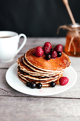 포토 JPG 해외이미지 접시 커피 디저트 실내 사람없음 머그컵 달콤 꿀 팬케이크 허니디퍼 해외포토 식기 음료 음식 내부 컵 케이크 도구 맛 파일형식 이미지허브