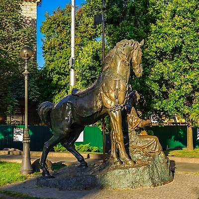 포토 JPG 해외이미지 유럽 여행 건축양식 아침 사람없음 건물 여름 도시풍경 맑음 산책 도시 역사 정사각형 천연기념물 명승지 우크라이나 해외포토 주간 도형 건축물 계절 건축 나라 날씨 휴식 풍경 파일형식 이미지허브