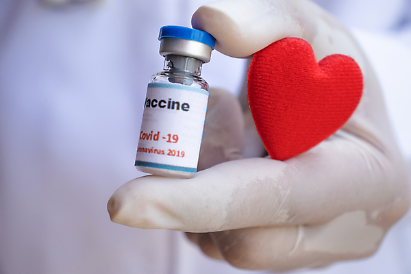 포토 JPG 해외이미지 손 과학 장갑 백그라운드 유리병 건강 병원 주사기 사람 사람없음 약 건강관리 장비 의사 흰색 액체 실험실 바이러스 보호 질병 약국 주사약 테라피 조제 돌봄 복용 예방접종 전염병 해외포토 잡화 컬러 컨셉 의학 의료기기 모션 병_용기 실험 관리 신체부위 뷰티 의료진 만들기 접종 파일형식 이미지허브