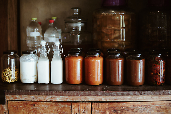 포토 JPG 해외이미지 유리병 실내 사람없음 피클 오이피클 해외포토 병_용기 내부 절임 파일형식 이미지허브