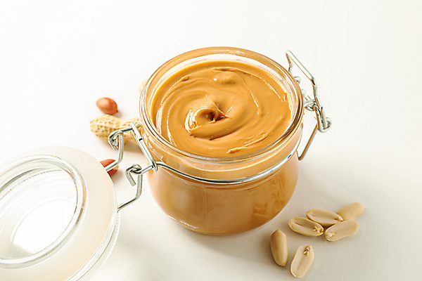 포토 JPG 해외이미지 유리병 디저트 실내 사람없음 흰배경 땅콩 땅콩껍질 땅콩버터 해외포토 음식 백그라운드 병_용기 내부 견과류 껍질 흰색 파일형식 스프레드_음식 이미지허브