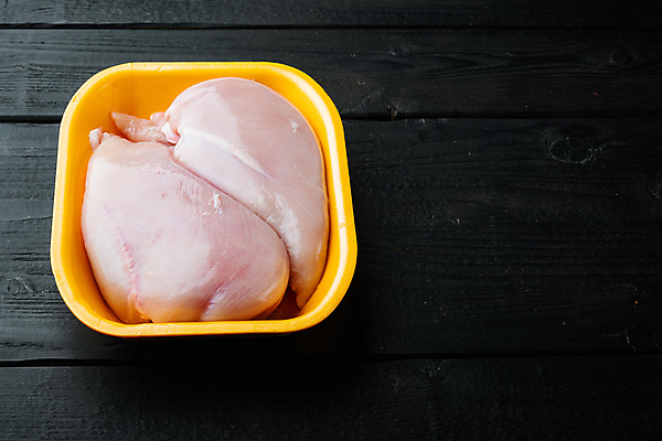 포토 JPG 해외이미지 그릇 실내 사람없음 닭고기 신선 날것 닭가슴살 카피스페이스 나무배경 해외포토 식기 백그라운드 육류 내부 공백 파일형식 이미지허브