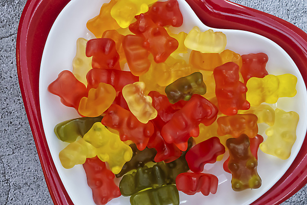 포토 JPG 해외이미지 그릇 사람없음 하트 가득함 젤리 곰모양 해외포토 모양 식기 곰 디저트 파일형식 이미지허브