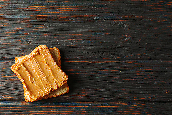 포토 JPG 해외이미지 디저트 실내 사람없음 하이앵글 식빵 나무탁자 땅콩버터 카피스페이스 해외포토 음식 빵 뷰포인트 탁자 내부 공백 파일형식 스프레드_음식 이미지허브