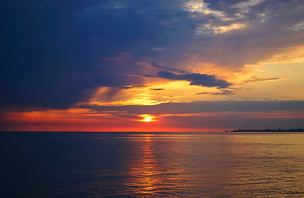 포토 JPG 해외이미지 구름 계절 모래 파도 바다 여행 백그라운드 오렌지 자연 벽지 하늘 풍경 사람없음 야외 물 여름 파란색 빛 컬러풀 햇빛 태양 뷰티 반사 일출 황혼 일몰 놀람 새벽 야간 저녁 장면 대서양 수평선 해외포토 자연요소 감정 컬러 과일 표정 노을 생태계 파일형식 이미지허브