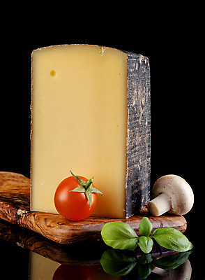 포토 JPG 해외이미지 전통 음식 조각 다이어트 재료 치즈 유제품 건강 요리 사람없음 노란색 식사 저녁식사 샐러드 상품 자르기 굽기 먹기 스위스 크림 베이컨 프랑스어 점심식사 구성 살라미 해외포토 문자 유럽 컬러 모션 돼지고기 구이 파일형식 이미지허브