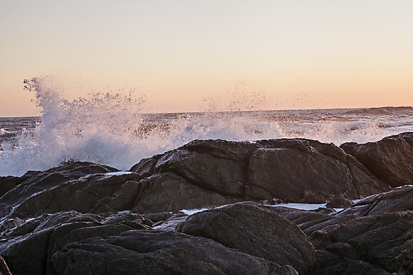 포토 JPG 해외이미지 구름 파도 바다 여행 백그라운드 오렌지 아프리카 자연 하늘 휴가 풍경 사람없음 야외 물 여름 빛 햇빛 태양 반사 노란색 일출 환경 맑음 황혼 일몰 서핑 황금 저녁 장면 대서양 수평선 해외포토 자연요소 계절 나라 컬러 과일 날씨 노을 수상스포츠 야간 생태계 파일형식 이미지허브