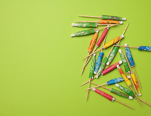 포토 JPG 해외이미지 실내 사람없음 장식 일회용 오브젝트 접기 종이우산 카피스페이스 초록배경 해외포토 백그라운드 우산 모션 내부 초록색 공백 파일형식 이미지허브