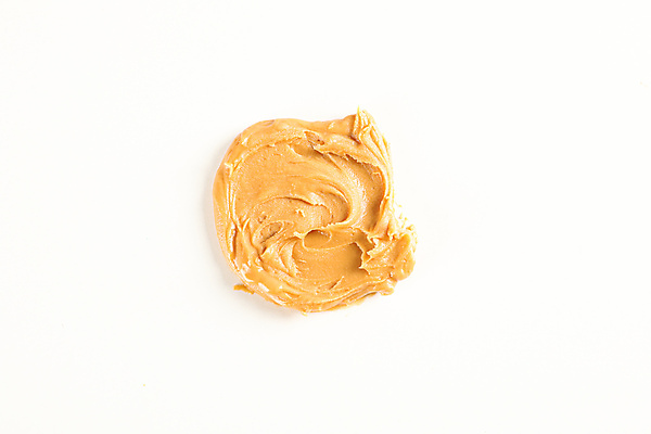 포토 JPG 해외이미지 디저트 실내 사람없음 흰배경 땅콩버터 해외포토 음식 백그라운드 내부 흰색 파일형식 스프레드_음식 이미지허브