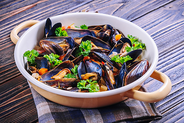 포토 JPG 해외이미지 접시 음식 바다 백그라운드 조개 연체동물 파슬리 건강 요리 사람없음 목재 식당 검은색 식사 저녁식사 어둠 껍질 신선 그룹 사발 맛 먹기 레몬 해산물 홍합 프랑스어 삶기 영양분 해외포토 나무 문자 식기 컬러 컨셉 채소 과일 재료 모션 어패류 무척추동물 상점 사기그릇 파일형식 이미지허브