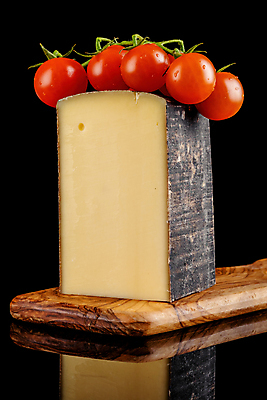 포토 JPG 해외이미지 전통 음식 조각 다이어트 재료 치즈 유제품 건강 요리 사람없음 노란색 식사 저녁식사 샐러드 상품 자르기 굽기 먹기 스위스 크림 베이컨 프랑스어 점심식사 구성 살라미 해외포토 문자 유럽 컬러 모션 돼지고기 구이 파일형식 이미지허브