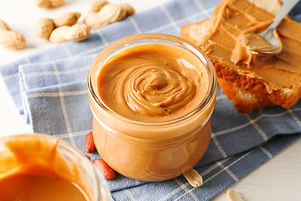 포토 JPG 해외이미지 유리병 디저트 실내 사람없음 숟가락 식빵 흰배경 땅콩 땅콩버터 해외포토 음식 빵 백그라운드 병_용기 수저 내부 견과류 흰색 파일형식 스프레드_음식 이미지허브