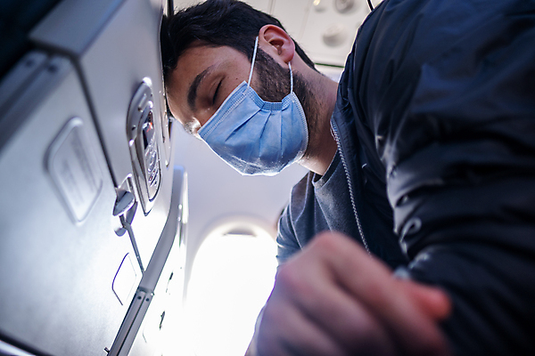 포토 JPG 해외이미지 남자 여행 비즈니스 스트레스 비행기 피곤 한명 성인 고통 비즈니스맨 항공 고민 출발 두통 승객 우울증 편두통 성인남자한명만 해외포토 1 감정 컨셉 항공교통 대중교통 사람 직장인 질병 남자한명만 성인남자만 파일형식 이미지허브