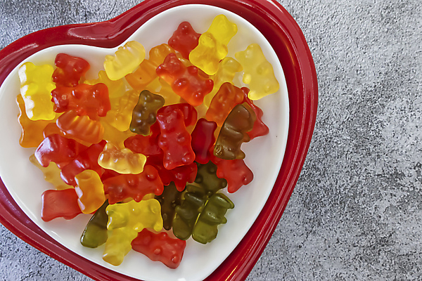 포토 JPG 해외이미지 그릇 사람없음 하트 가득함 젤리 곰모양 해외포토 모양 식기 곰 디저트 파일형식 이미지허브