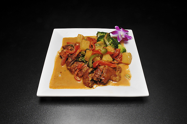 포토 JPG 해외이미지 접시 채소 태국 오리 요리 동양인 사람없음 식당 식사 저녁식사 치킨 신선 뜨거움 맛 그릴 허브 매움 카레 점심식사 태국음식 해외포토 식물 식기 아시아 음식 컨셉 조류 주방용품 인종 상점 닭고기요리 동양음식 파일형식 이미지허브