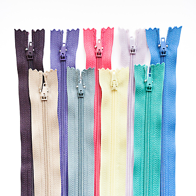 포토 JPG 해외이미지 디자인 드레스 옷 분홍색 백그라운드 컨셉 셔츠 사람없음 빨간색 초록색 파란색 세트 컬러풀 노란색 유행 상점 흰색 직물 오픈 장롱 닫기 연결 바느질 수집 묘사 오브젝트 보따리 잠금 지퍼 재단 신발장 많음 해외포토 컬러 가구 상의 모션 보안 파일형식 이미지허브