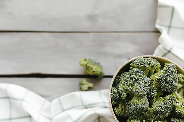 포토 JPG 해외이미지 식물 라이프스타일 음식 조각 백그라운드 컨셉 농업 다이어트 채소 재료 탁자 건강 요리 사람없음 목재 초록색 수건 주방 샐러드 흰색 신선 그룹 사발 브로콜리 자르기 다발 먹기 유기농 양배추 날것 섬유 내추럴 고립 생식 숙성 채식주의자 비건 해외포토 나무 웰빙 산업 컬러 가구 모션 생활 위생용품 직물 사기그릇 채식 파일형식 이미지허브