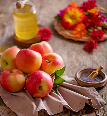 포토 JPG 해외이미지 전통 계절 종교 문화 음식 조각 백그라운드 과일 재료 자연 탁자 휴가 디저트 건강 요리 사람없음 목재 빨간색 초록색 노란색 우주 숟가락 침묵 축하 신선 항아리 막대기 황금 달콤 맛 사과 상품 설탕 심볼 유기농 잔치 꿀 유대인 신앙심 유태교 해외포토 나무 웰빙 컬러 가구 컨셉 수저 소리 도자기 생태계 파일형식 이미지허브