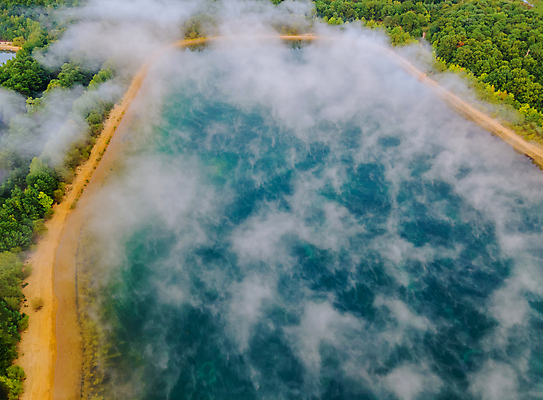포토 JPG 해외이미지 나무 구름 계절 호수 여행 아침 날씨 안테나 파노라마 풍경 사람없음 물 여름 빛 햇빛 뷰티 반사 일출 환경 침묵 놀람 새벽 안개 가을 연못 숲 신비 장면 천국 내추럴 뿌연 스모그 웅장함 조감도 해외포토 주간 자연요소 식물 감정 컨셉 통신 촬영기법 표정 태양 노을 소리 파일형식 이미지허브
