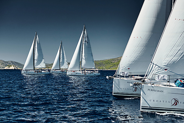 포토 JPG 해외이미지 라이프스타일 스포츠 파도 바다 여행 요트 자연 벽지 하늘 바람 휴가 항해 경기 사람없음 야외 컵 컬러풀 일몰 경쟁 자유 보트 그룹 승무원 지중해 함선 추적 레가타 뱃놀이 수평선 해외포토 자연요소 직업 식기 컬러 컨셉 배_교통 모션 날씨 생활 노을 전통놀이 생태계 파일형식 이미지허브