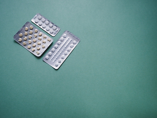 포토 JPG 해외이미지 건강 사람없음 치료 알약 약 건강관리 고통 질병 구급차 약국 예방 두통 진통제 편두통 항생제 해외포토 감정 의학 자동차 관리 파일형식 이미지허브