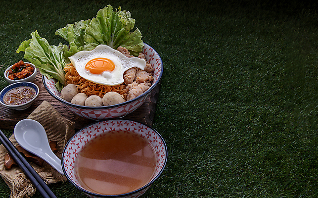 포토 JPG 해외이미지 전통 접시 아시아 문화 음식 백그라운드 채소 젓가락 건조 패스트푸드 건강 육류 돼지고기 요리 사람없음 목재 식당 일본 식사 저녁식사 중국 뜨거움 사발 맛 아침식사 수프 먹기 국수 매움 길이 점심식사 생식 해외포토 나무 식기 나라 컨셉 식재료 재료 모션 수저 상점 면류 사기그릇 인스턴트 파일형식 이미지허브