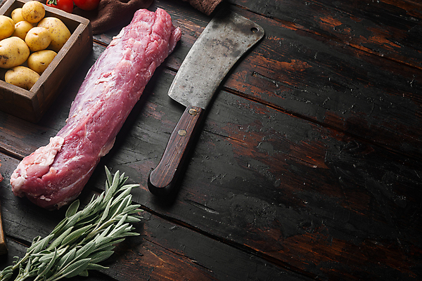 포토 JPG 해외이미지 식재료 감자 생고기 돼지고기 사람없음 나무상자 허브 식칼 세이지 카피스페이스 해외포토 식물 채소 주방용품 육류 상자 공백 파일형식 이미지허브