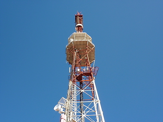 포토 JPG 해외이미지 백그라운드 하늘 사람없음 탑 텔레비전 도시 뉴스 철 방송 해외포토 건축물 전자제품 파일형식 이미지허브