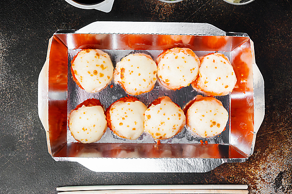 포토 JPG 해외이미지 스튜디오촬영 젓가락 사람없음 초밥 용기 도시락 롤 롤스시 해외포토 그릇 음식 수저 실내 일본음식 파일형식 이미지허브