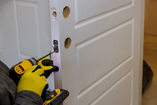 포토 JPG 해외이미지 직업 손 남자 산업 노동자 아파트 주택 손잡이 사람없음 내부 건물 목재 문 장비 공구 나사 업무 수리 목수 서비스 잠금 보안 목공예 고정 정비공 국회 건축업자 계약자 설치 송곳 업그레이드 재주꾼 조작 해외포토 나무 건축물 건축 재료 안전 사람 신체부위 도구 작업 기술자 공예 계약 파일형식 이미지허브