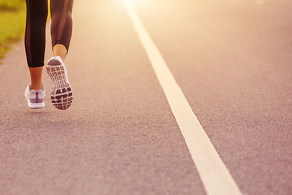 포토 JPG 해외이미지 라이프스타일 여자 도로 스포츠 신체 모션 하늘 건강 사람 동양인 사람없음 야외 달리기 조깅 운동 일출 중국 일몰 활발 에너지 수확 도시 날씬함 연습 마라톤 달리기선수 혼자 해외포토 아시아 길 컨셉 농업 교통시설 인종 경기 생활 노을 육상스포츠 몸매 육상선수 파일형식 이미지허브