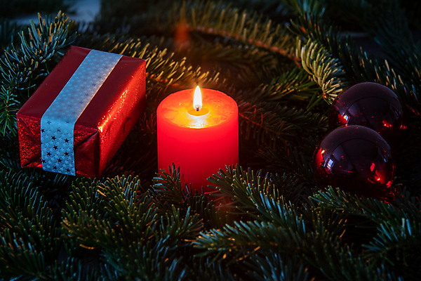 포토 JPG 해외이미지 나무 식물 백그라운드 크리스마스 겨울 공 자연 벽지 불 추상 선물 사람없음 빨간색 초록색 크리스마스트리 흰색 나뭇가지 만족 질감 전나무 연소 해외포토 자연요소 계절 기념일 감정 컬러 무늬 생태계 파일형식 이미지허브