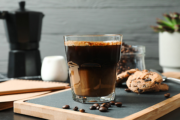 포토 JPG 해외이미지 커피 사람없음 아웃포커스 쿠키 초코칩쿠키 해외포토 음료 디저트 촬영기법 초코칩 초코쿠키 파일형식 이미지허브