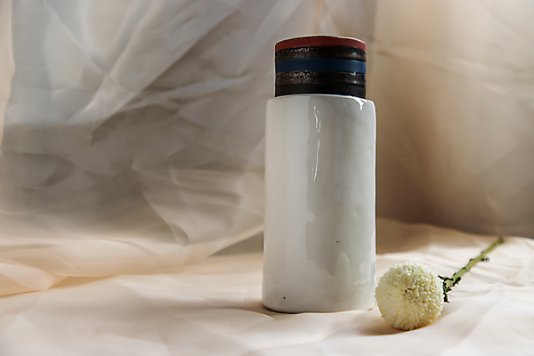 포토 JPG 해외이미지 모양 식물 라이프스타일 식기 디자인 꽃 가구 백그라운드 패턴 주택 선물 미술 사람없음 내부 장식 뷰티 유행 꽃병 검은색 장비 수확 도자기 클래식 우아함 묘사 오브젝트 질감 열정 부드러움 수공예 구성 핸드메이드 스타일 힙스터 미니멀리스트 해외포토 패션 감정 컬러 생활용품 컨셉 무늬 농업 문화예술 건물 생활 감각 공예 파일형식 이미지허브